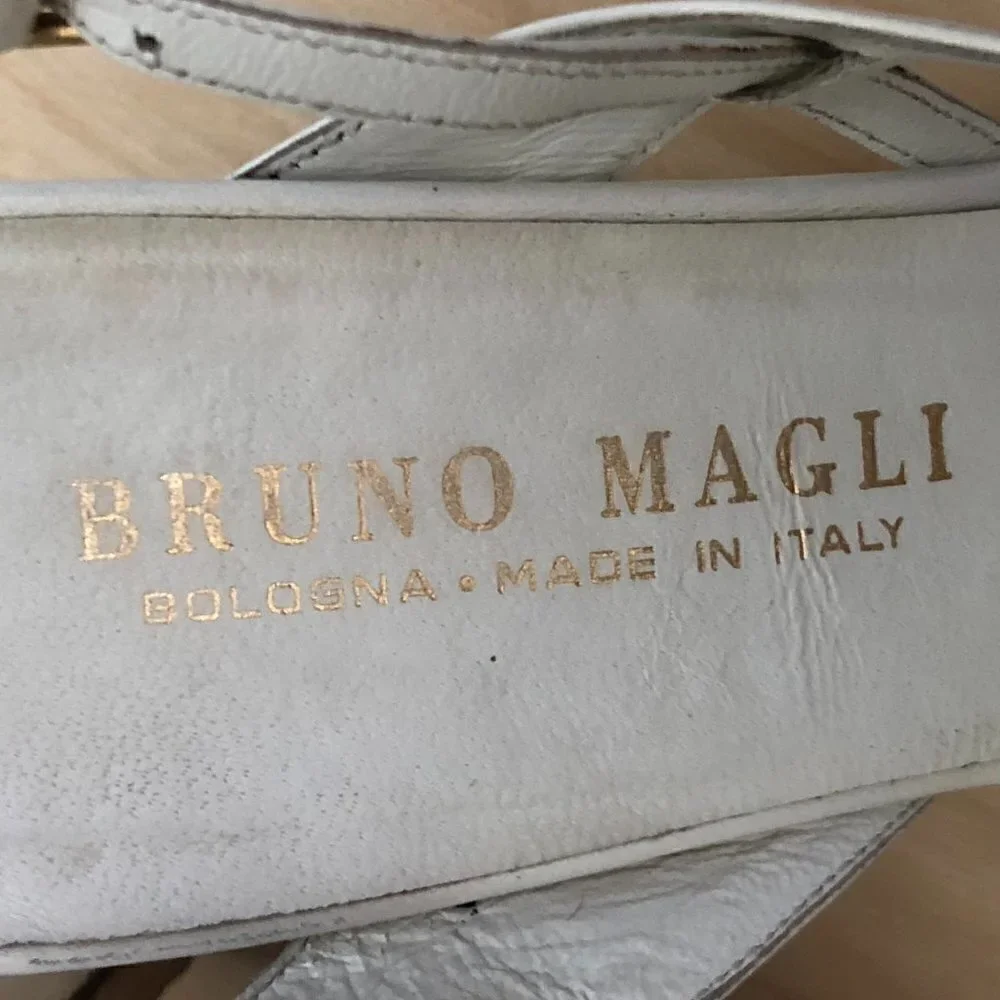 BRUNO MAGLI White Leather Slingback Heels Women's size 6.5 AA Made in Italy